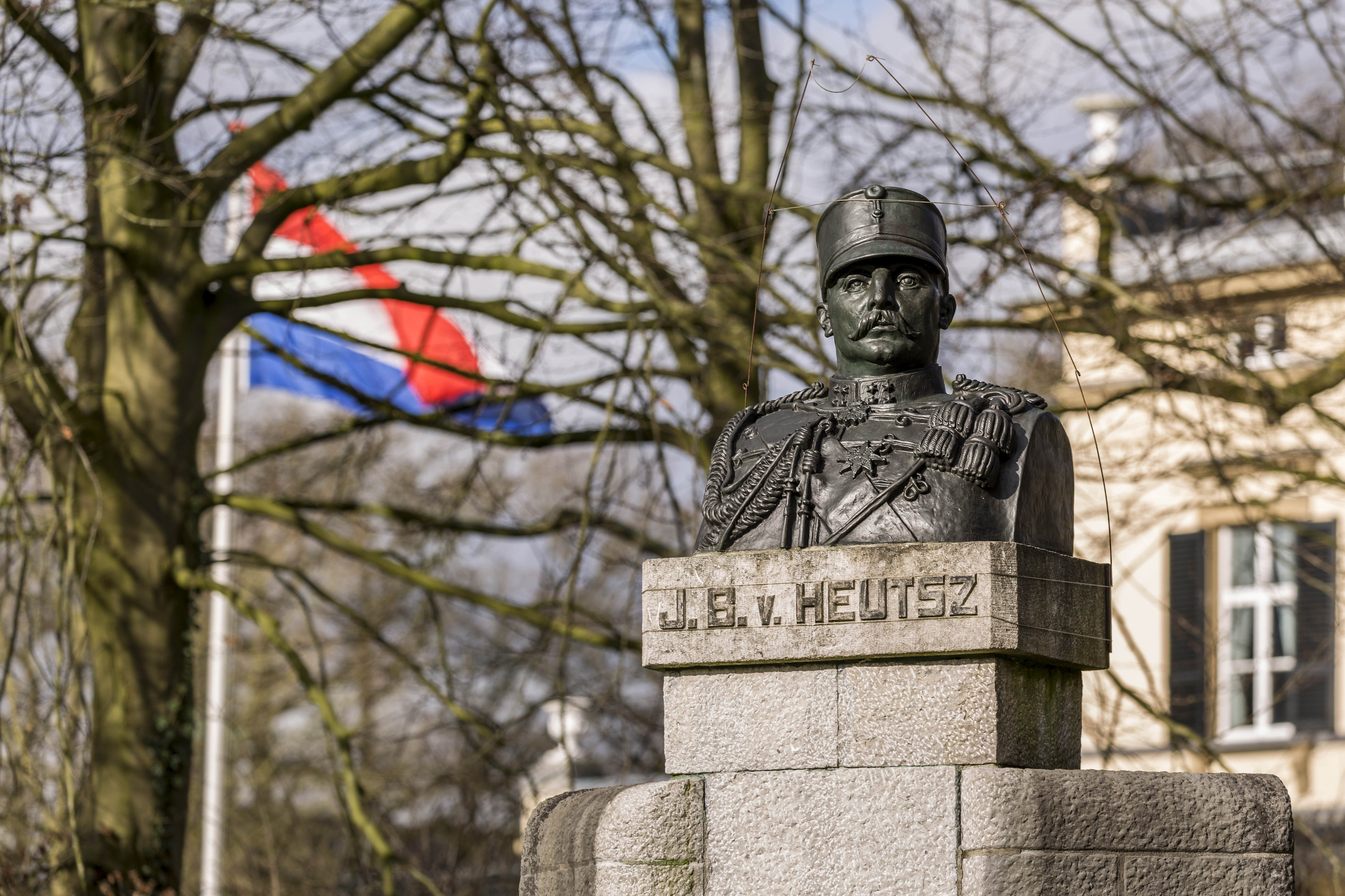Borstbeeld Van Heutsz